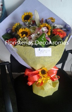 Ramo Floral Floristeria Decoaromas Costa Rica