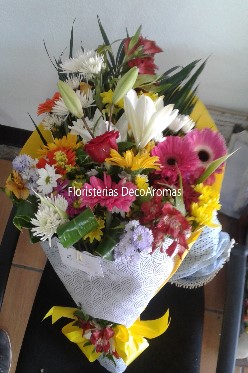 Ramo Floral Floristeria Decoaromas Costa Rica